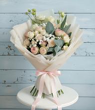 Букет цветов из:  Розы и Лизиантусы в Клишино