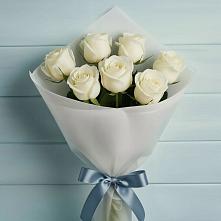 Букет 7 Белых роз Эдлесс Лав в Клишино