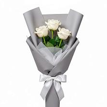 Букет 3 белые розы в Клишино