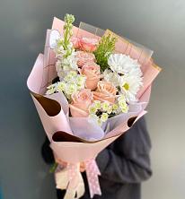 Букет цветов из:  Хризантемы и Розы в Клишино