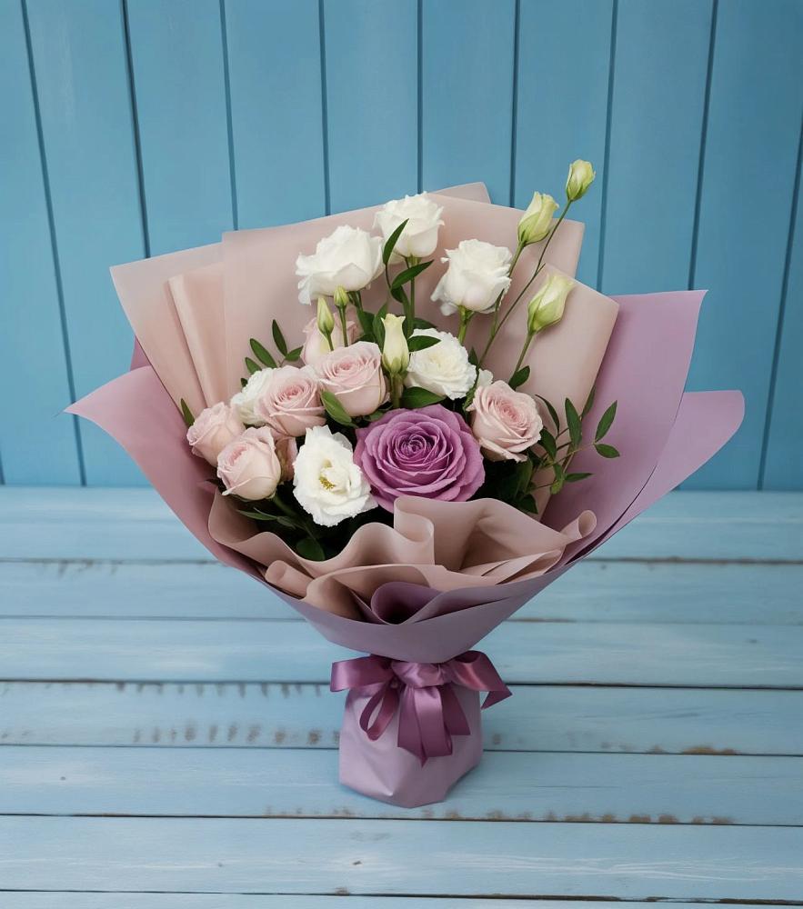 Букет цветов из: Розы и Лизиантусы в Клишино